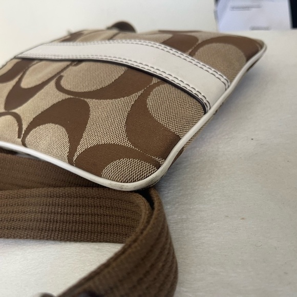 Coach Brown Signature Canvas Crossbody Bag EUC - Picture 9 of 12